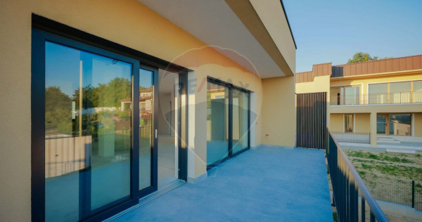 Casă nouă de v&acirc;nzare Oradea - Dealuri, P+E, teren 575 mp