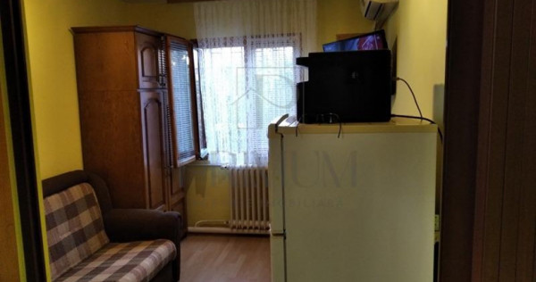 COMPLEX - APARTAMENT 1 CAMERA - mobilat, utilat, decomandat