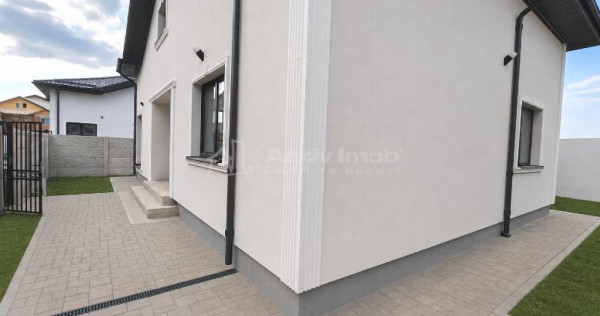 - Casa Individuala - 2 Dormitoare la Parter Mansarda -