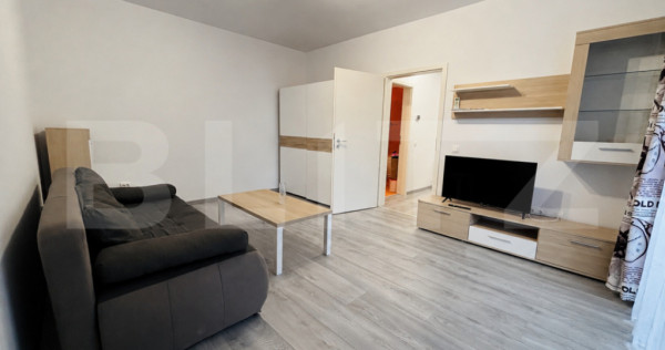 Apartament 2 camere, decomandat, bloc 2015, S&acirc;npetru