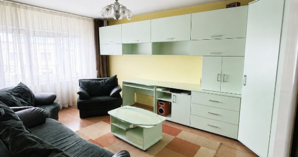 Apart 2 camere, decomandat, etaj 3/4, spatios, mobilat, zona Triaj!