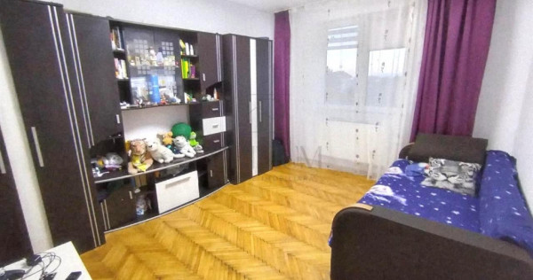 SAGULUI - ETAJ 3 - DECOMANDAT - 3 CAMERE - CENTRALA PROPRIE