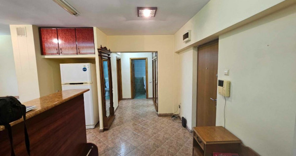 Apartament 3 camere , CENTRAL - ,INDEPENDENTEI