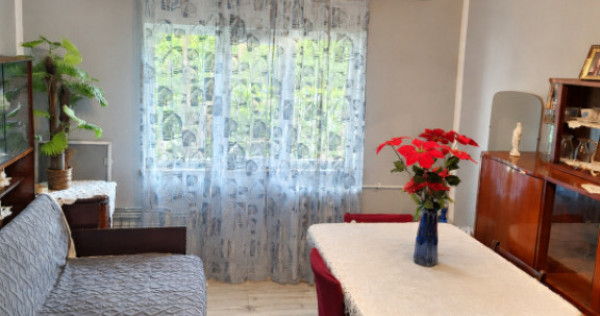 Apartament 2 camere semidecomandat, mobilat și utilat, Crai