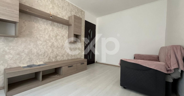 Vanzare 2 camere mobilat si utilat parter central Gaesti