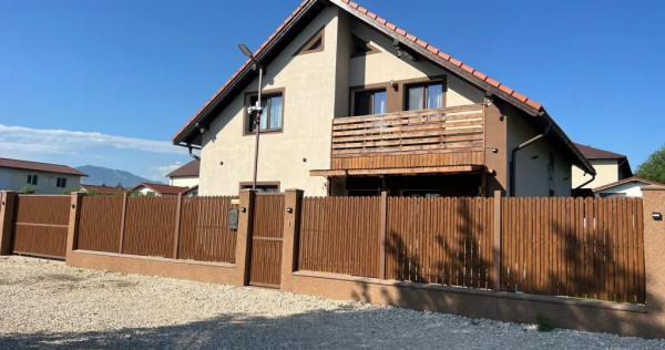 Casă Deosebita in Stupini-Spațioasă, Economica - Pompa De Caldura
