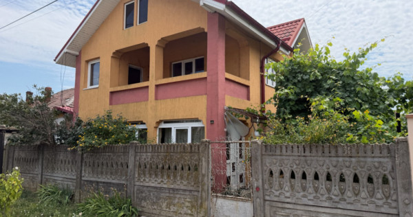 Casa de vanzare, utilata, suprafață 130 mp, P+1 , Teren 25