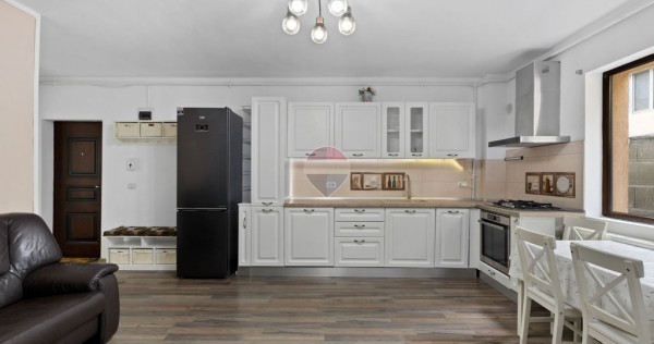 Apartament cu 3 camere si loc de parcare &icirc;n zona Aurel V...