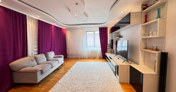 Vila premium de vanzare in Palas | Curte si parcare
