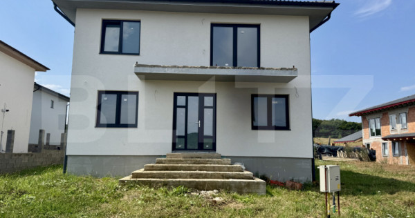 Casa de vanzare, 140 mp utili, 507 mp teren, zona Corunca