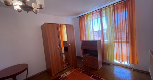 Apartament 2 Camere, Etaj 3, Strada Aleea Brandusei