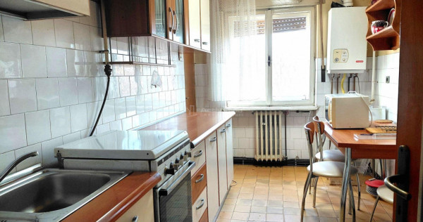 Apartament 3 Camere decomandate Etaj 3 | Baia Mare Central