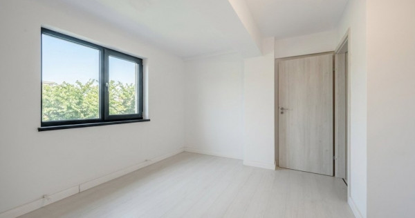 Apartament cu 2 camere - Pod ce poate fi transformat in biro