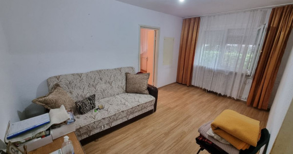 Apartament 2 camere zona Km 4-5