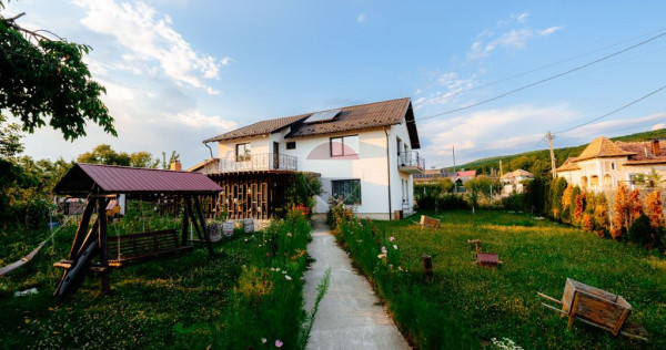 Casă/ Vilă de v&acirc;nzare Piscani &ndash;la doar 5 minute de M...