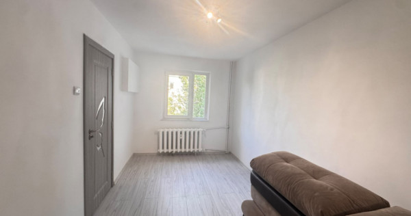 Apartament 3 camere de v&acirc;nzare &icirc;n Tomis Nord &ndash; complet r