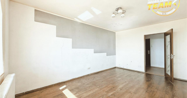 Apartament decomandat cu panorama spectaculoasa, Simeria, St