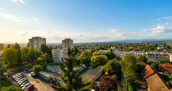 Apartament decomandat cu panorama spectaculoasa, Simeria, St