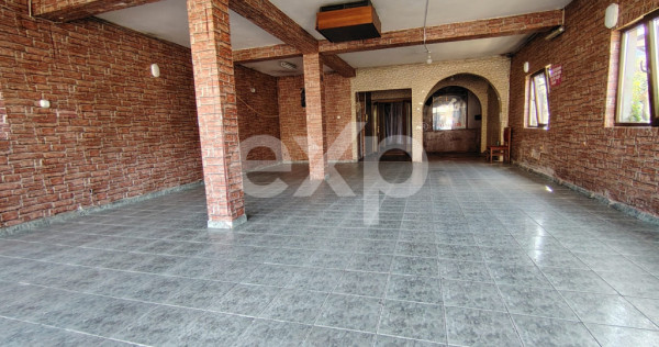 Hotel Ava de vanzare 903 mp surafata desfasurata Ultracentra