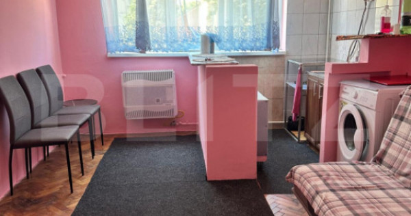 Garsoniera de vanzare, 20 mp, zona Materna
