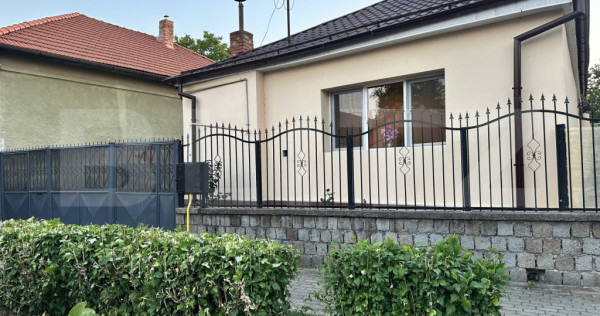 Casă 3 camere, 60 mp, zona Orăștie