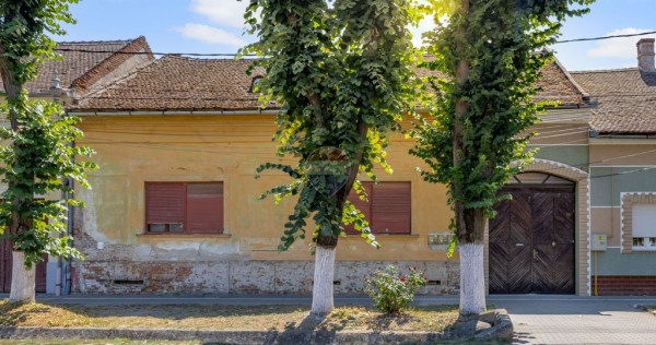 Apartament spațios la casă, 234 mp utili, ultracentral ...