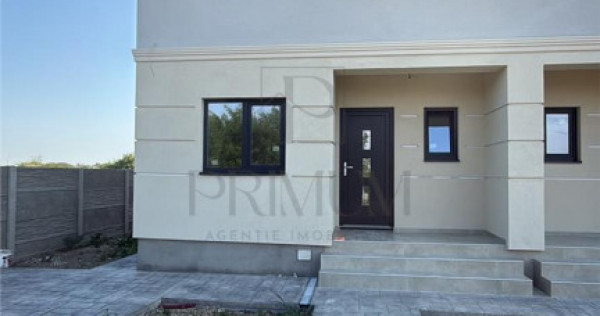 COMISION 0 / MOSNITA / 1/2 DUPLEX PE ETAJ /FINISAJE LA ALEGE