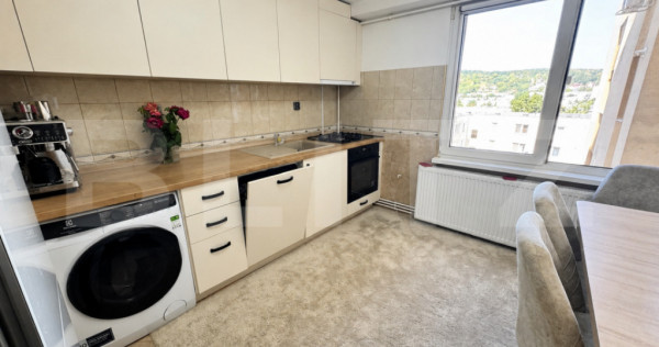 Apartament cu 4 camere, 78 mp, zona Corina-Tudor