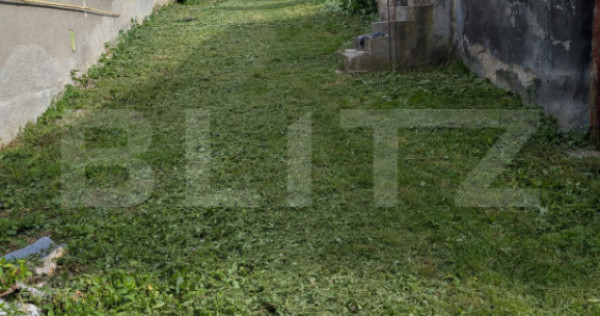 Proprietate de vanzare, 41.16 mp, teren 2.111 mp, zona Sandu
