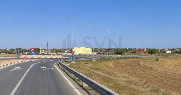 Teren de 23 August