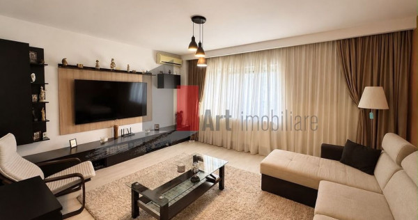 APARTAMENT DE 3 CAMERE