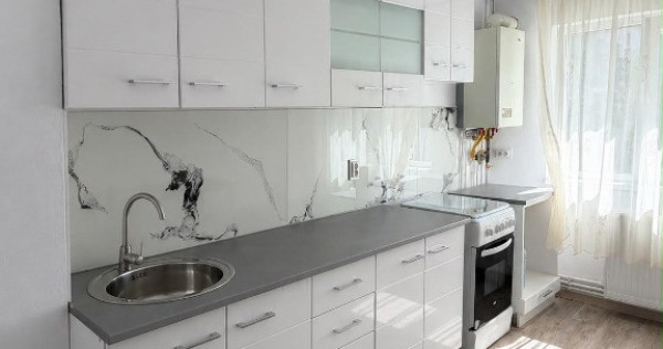 Apartament 2 camere et 2