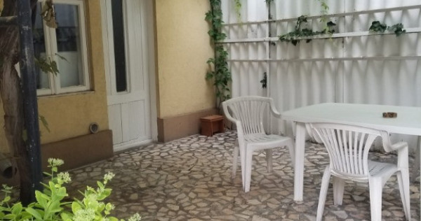 Garsoniera de inchiriat la casa