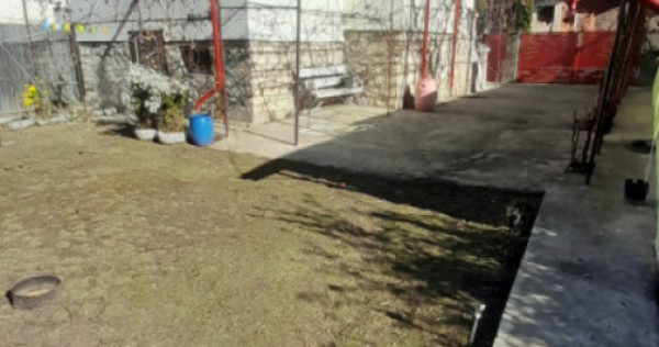 Casa individuala 4 camere 124 mp,4000 mp teren zona Cuzaplac