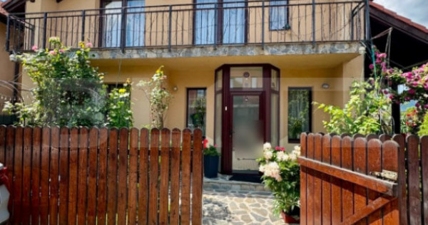 Casă din cărămidă de v&acirc;nzare, 118 mp, 235 mp, zona BRAN