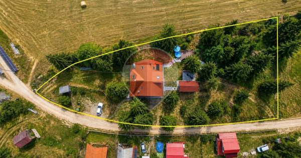 Pensiune/Cabana de vanzare Marisel | 3.012 mp | Business ...