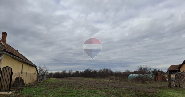 Teren intravilan de v&acirc;nzare 1,241mp Frumuseni, Arad