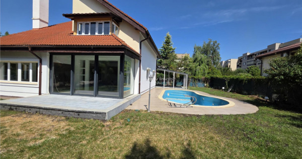 Vila cu piscina - Pipera - 5 camere - 3 bai - 218mp - 900mp
