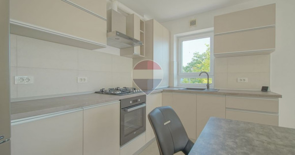 Studio &icirc;n Coresi Avantgarden cu loc de parcare si boxă | Kasper