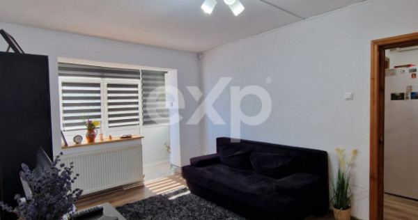 Apartament 3 camere de v&acirc;nzare &ndash; Micro 6, Str. Moldovei