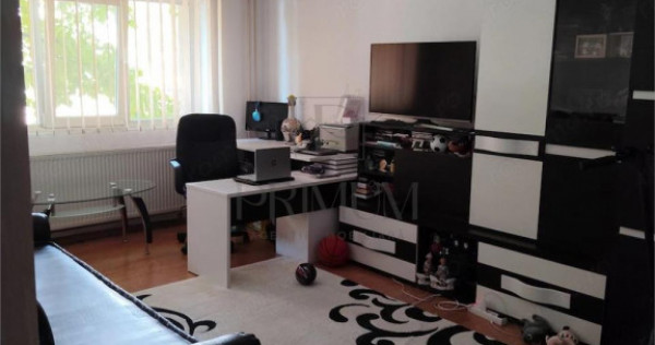 LUNEI - PARTER - BLOC IZOLAT - 3 CAMERE - 2 BAI - CENTRALA P