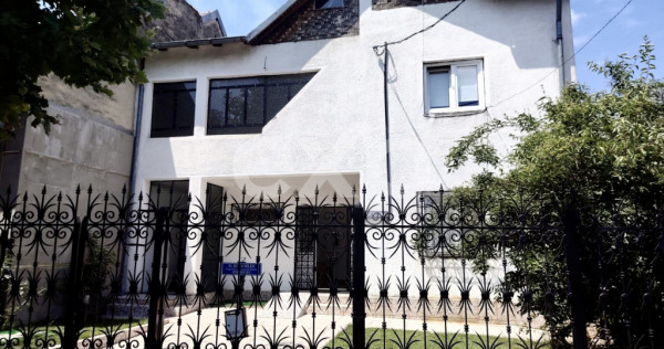 Etaj+Mansardă de vanzare | Targoviste Zona Inspectoratului