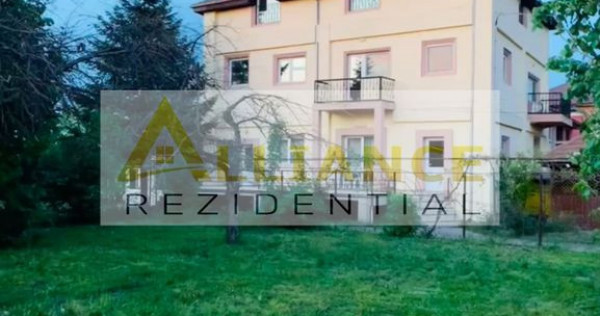 Casa individuala * 14 camere * 1550 mp teren *