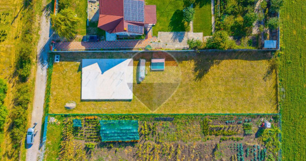 Teren 1090 mp- Fundatie pentru casa si anexa- Harman- Str. Stadionului