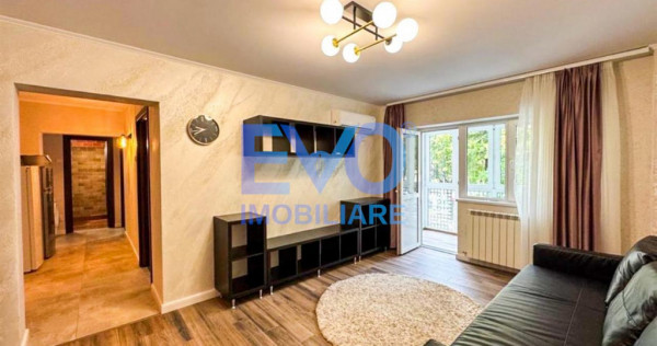 Apartament cu 3 camere, etajul 1, decomandat, zona Centrala