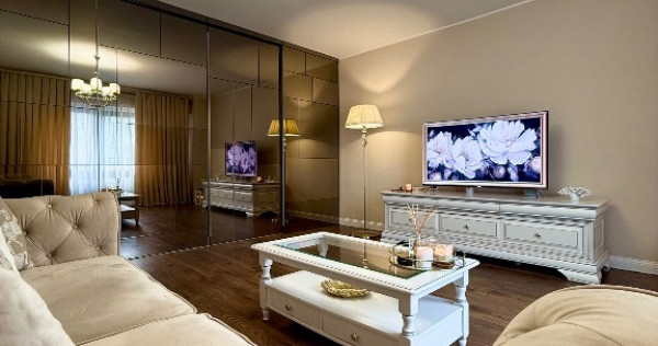 Apartament 2 camere Faleză Nord-vedere la mare