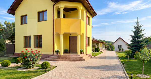 VILA P+1 EXTRAORDINARA CU SISTEM DE PANOURI FOTOVOLTAICE