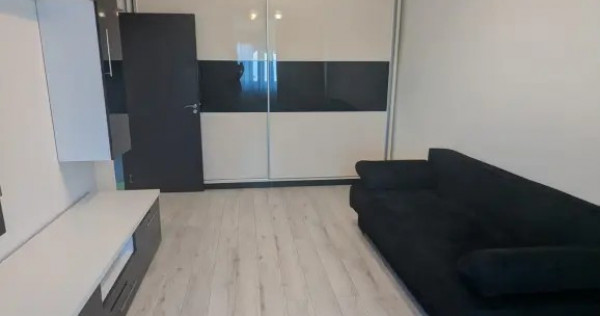Apartament 2 camere decomandat cu loc de parcare