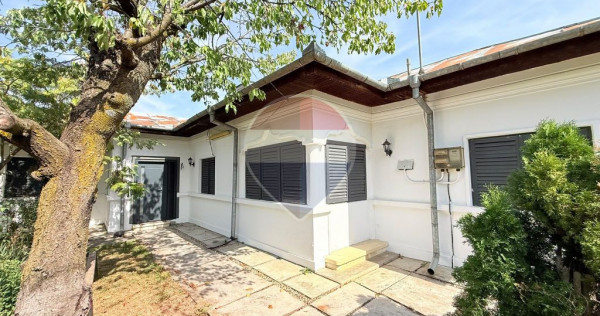 Casă de v&acirc;nzare | 5 camere | Teren 1.200 mp | Foisor | Ciorog&acirc;rla