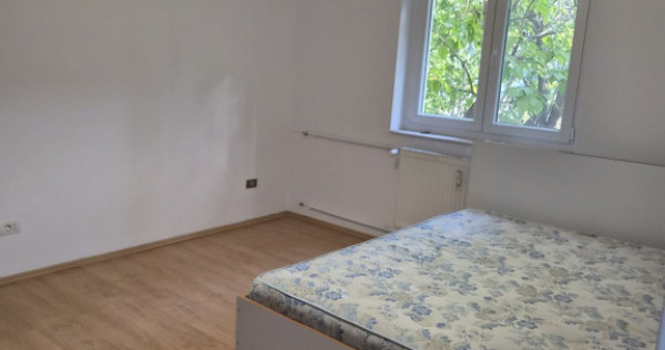 Piata Resita-3 camere | Bloc Reabilitat